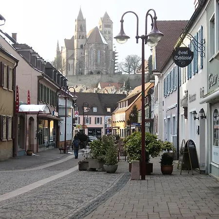 Sprachpension - The Language 招待所